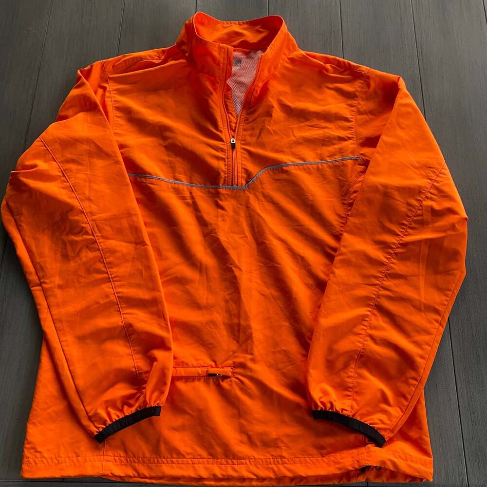 Nike Lightweight Windbreaker • Men’s Medium • Tangerine Orange • 1/2 Zip Nylon